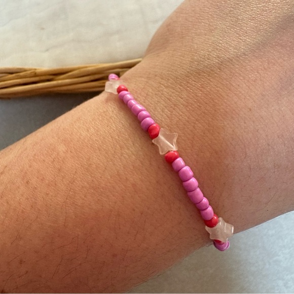 Rose Quartz Stars & Pink Seed Bead Stacking Bracelet With Gold Clasp 7 inches - Picture 2 of 5